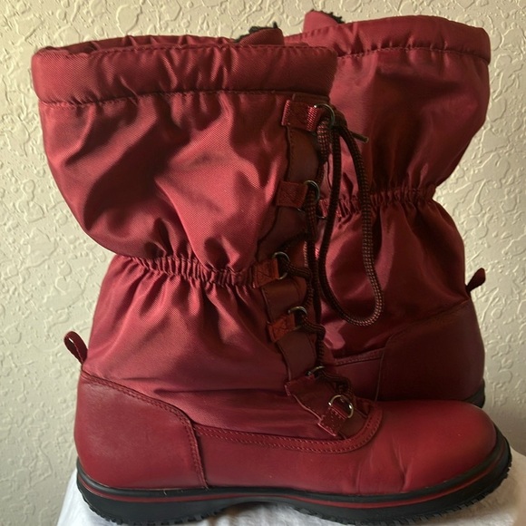 Coach: Sage (A9177) Red Winter Boots- 8 - Picture 9 of 16